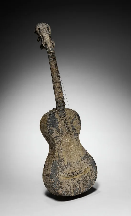Guitar — تصویر رکورد موزهٔ هنر کلیولند (دسترسی آزاد)
