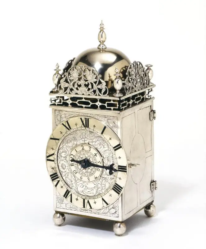 Lantern clock — تصویر رکورد موزهٔ ویکتوریا و آلبرت