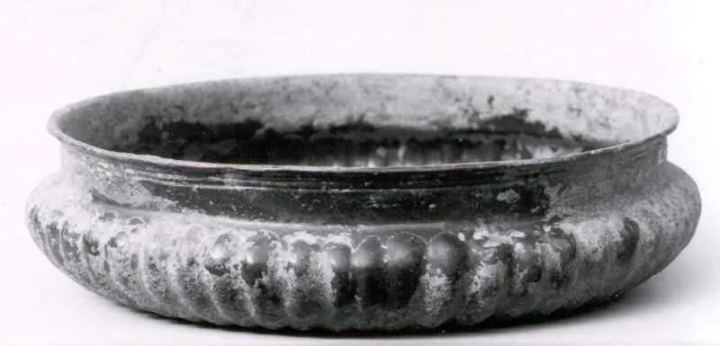 Bowl — تصویر رکورد موزهٔ متروپولیتن (دسترسی آزاد)