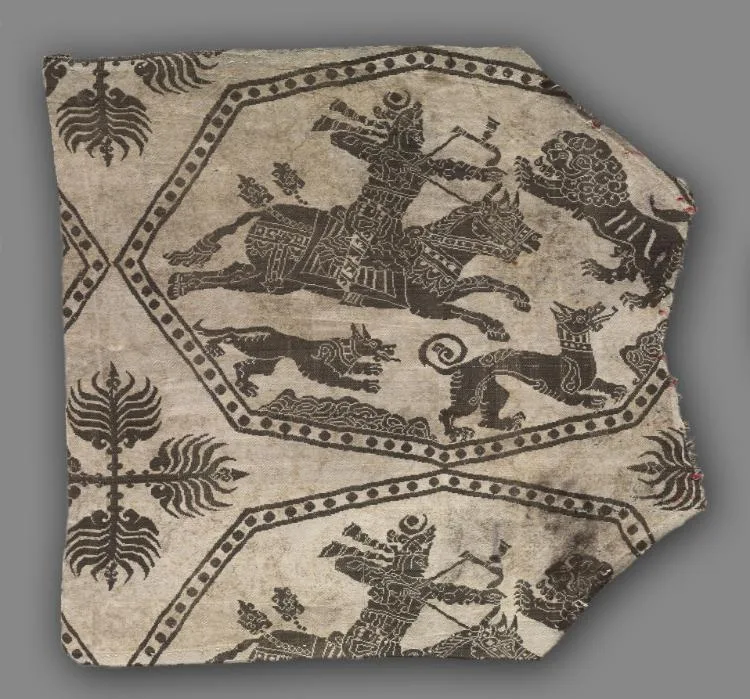 Fragment of a Caftan — تصویر رکورد موزهٔ هنر کلیولند (دسترسی آزاد)