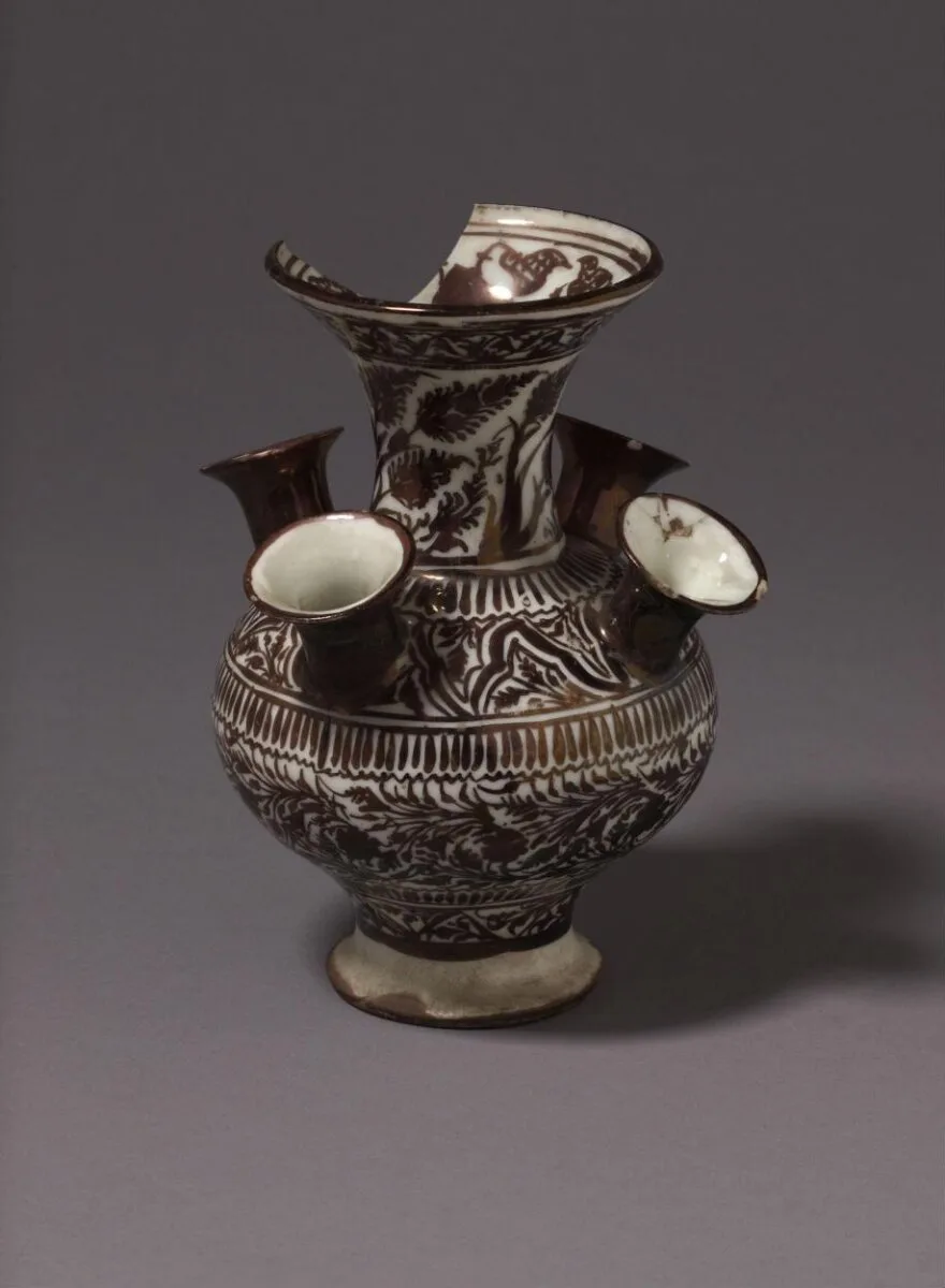Vase — تصویر رکورد موزهٔ ویکتوریا و آلبرت