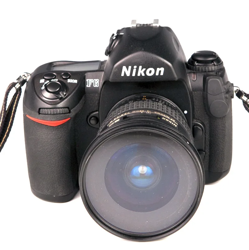 Nikon F6 — تصویر رکورد ویکی‌داده