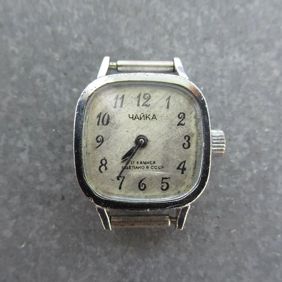 تصویر از ردهٔ ویکی‌انبار همین تیپ (Chaika (watches))