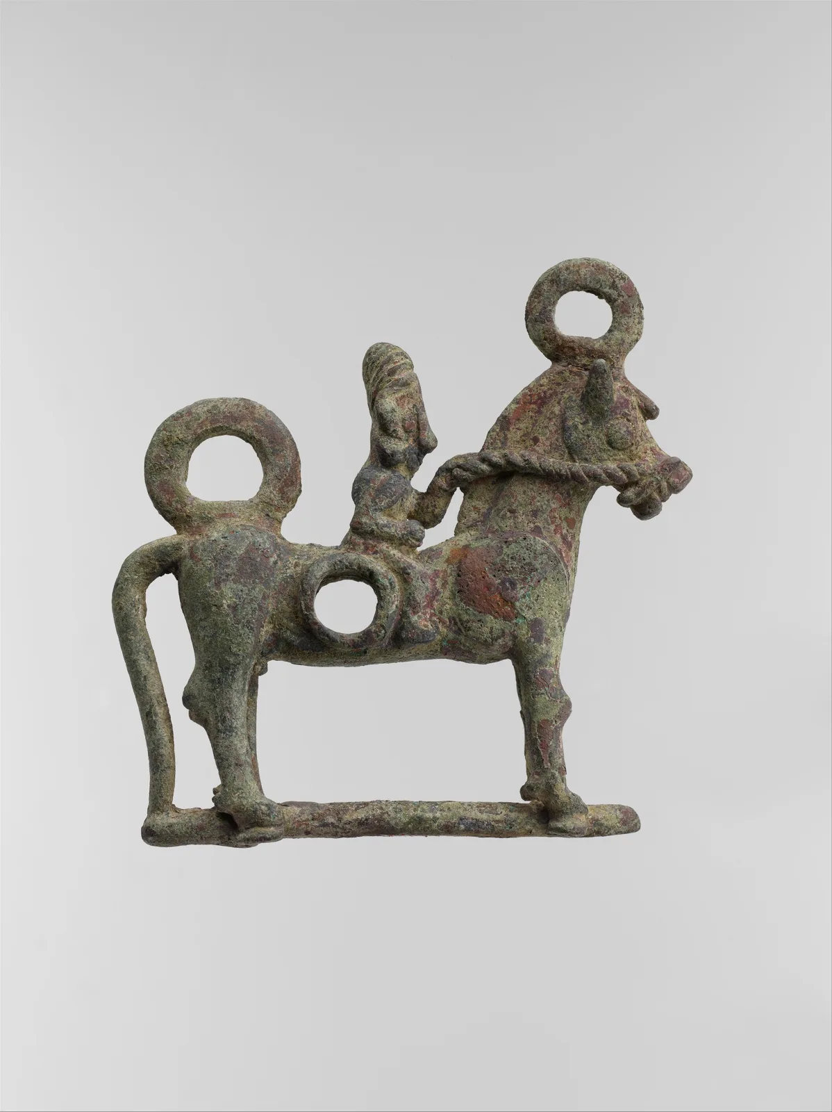 Horse bit cheekpiece in form of a horse and rider — تصویر رکورد موزهٔ متروپولیتن (دسترسی آزاد)