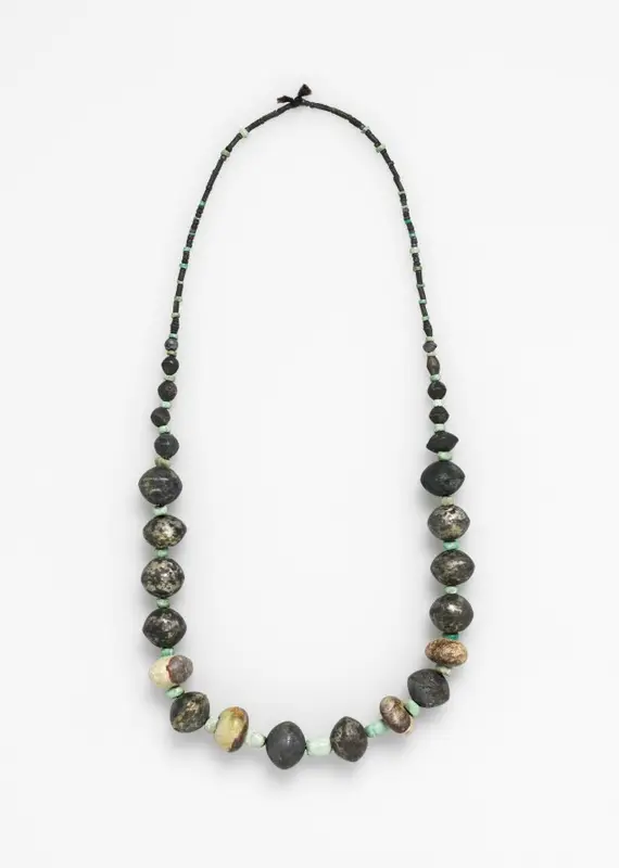 Necklace — تصویر رکورد موزهٔ هنر کلیولند (دسترسی آزاد)