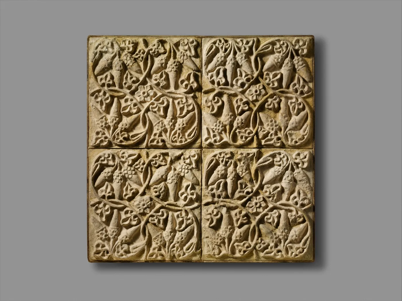 Wall decoration with floral and vegetal design — تصویر رکورد موزهٔ متروپولیتن (دسترسی آزاد)