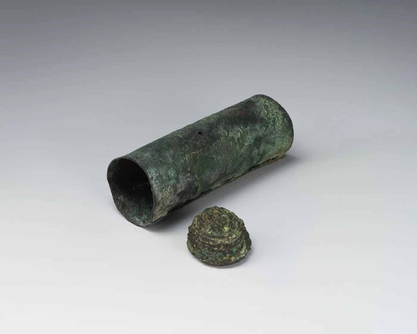 Amulet case — تصویر رکورد موزهٔ متروپولیتن (دسترسی آزاد)