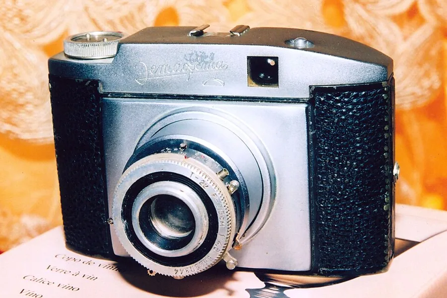 Estafeta camera — تصویر رکورد ویکی‌داده