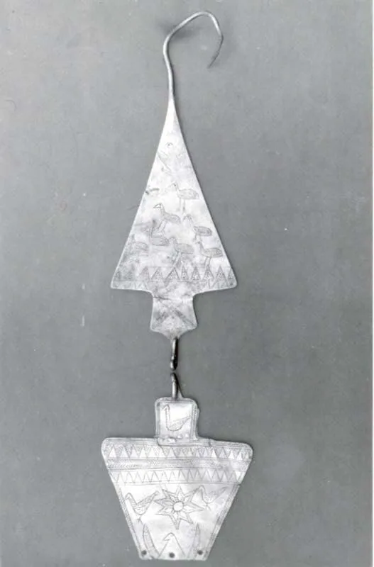 Pin fragment — تصویر رکورد موزهٔ متروپولیتن (دسترسی آزاد)