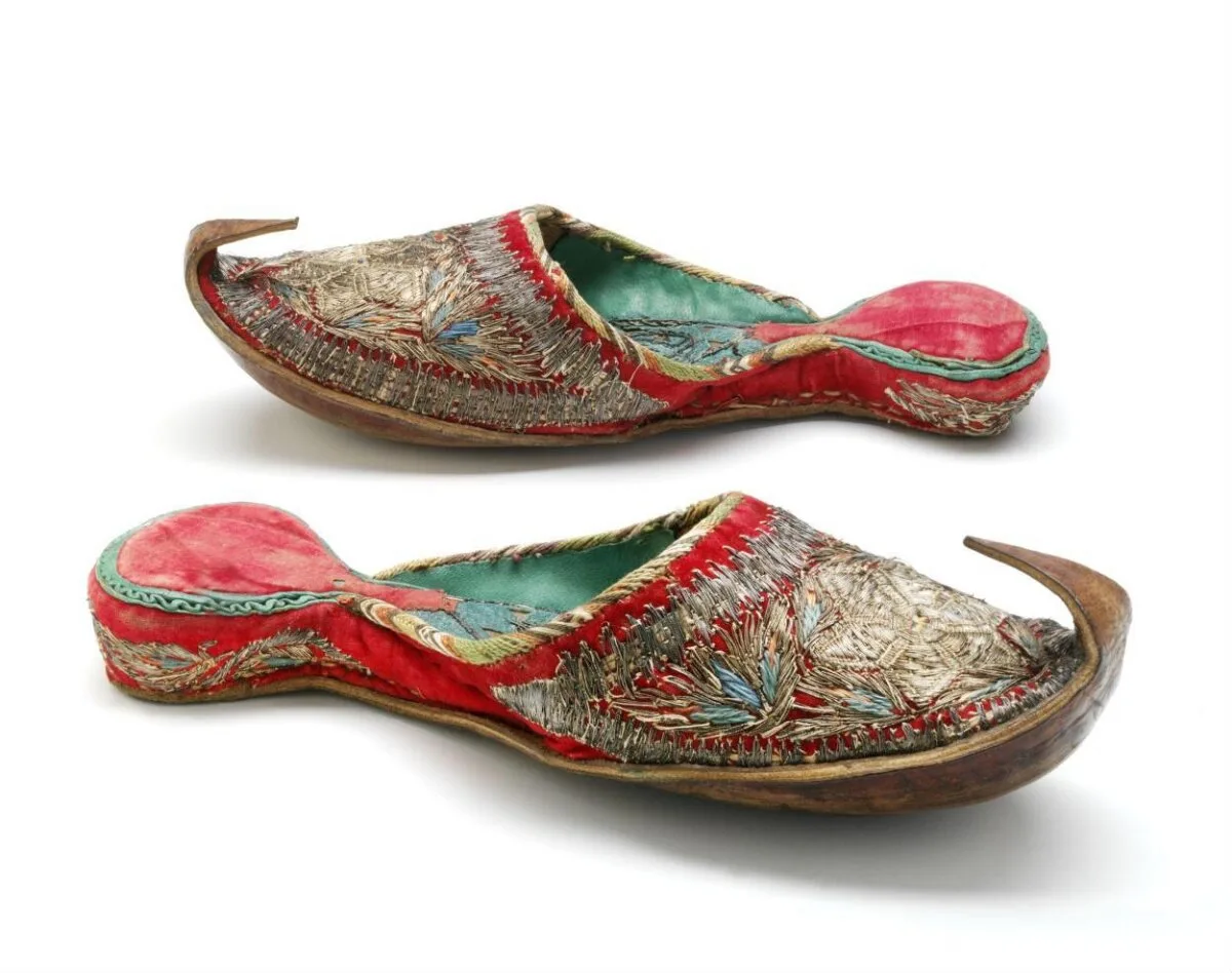 Pair of shoes — تصویر رکورد موزهٔ ویکتوریا و آلبرت