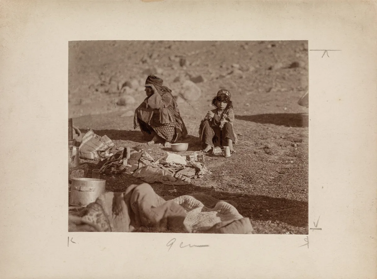 Mother and daughter of the Luren (front Asian expedition 1906-1907 - 4 Persia 1907) — تصویر رکورد یوروپیانا