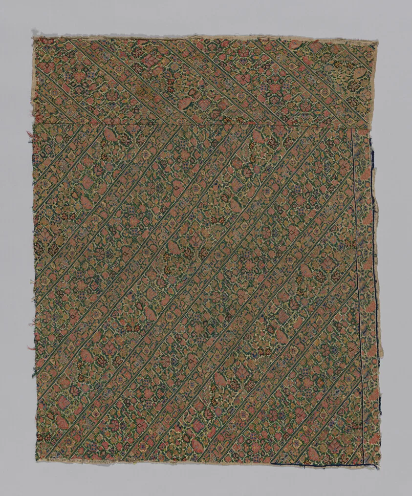 Fragment (Dress Fabric) — تصویر رکورد مؤسسهٔ هنر شیکاگو (دسترسی آزاد)
