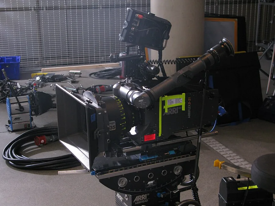 Arriflex D-21 — تصویر رکورد ویکیداده