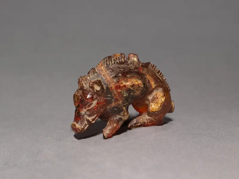 Pendant in the Form of a Boar — تصویر رکورد موزهٔ هنر کلیولند (دسترسی آزاد)