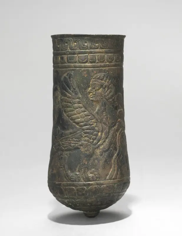 Button-Based Situla — تصویر رکورد موزهٔ هنر کلیولند (دسترسی آزاد)