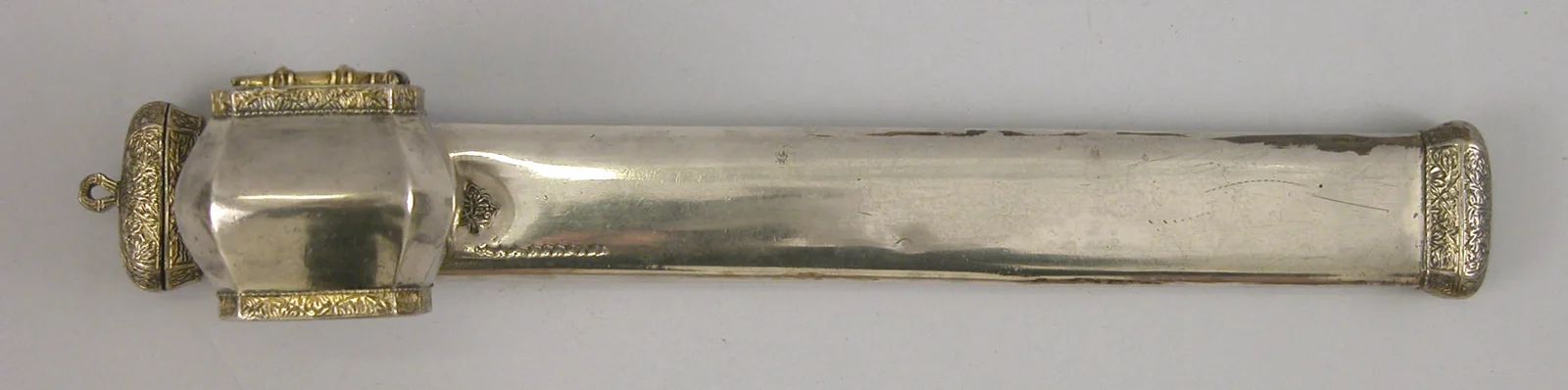Pen Case and Inkwell — تصویر رکورد موزهٔ متروپولیتن (دسترسی آزاد)