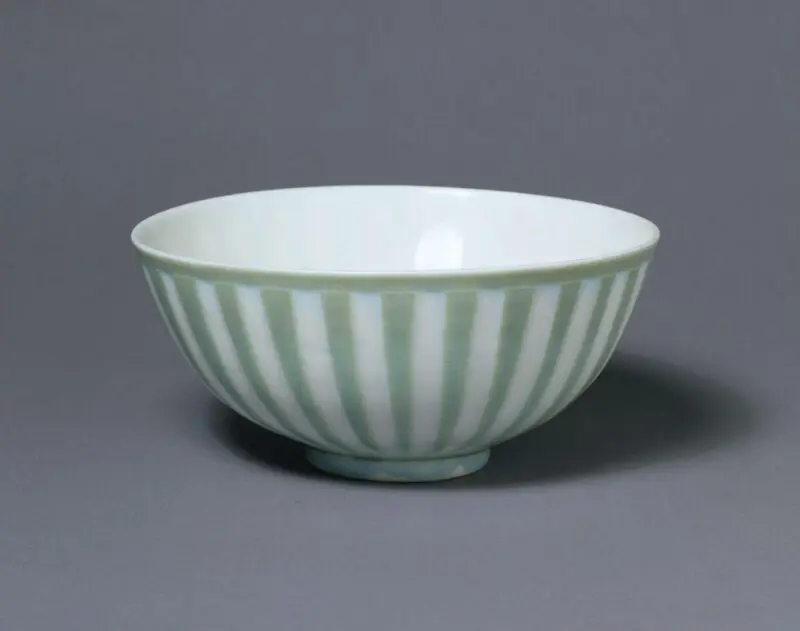 Bowl — تصویر رکورد موزهٔ ویکتوریا و آلبرت