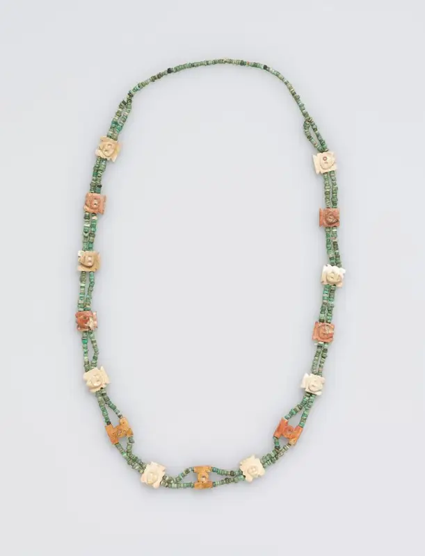 Necklace — تصویر رکورد موزهٔ هنر کلیولند (دسترسی آزاد)
