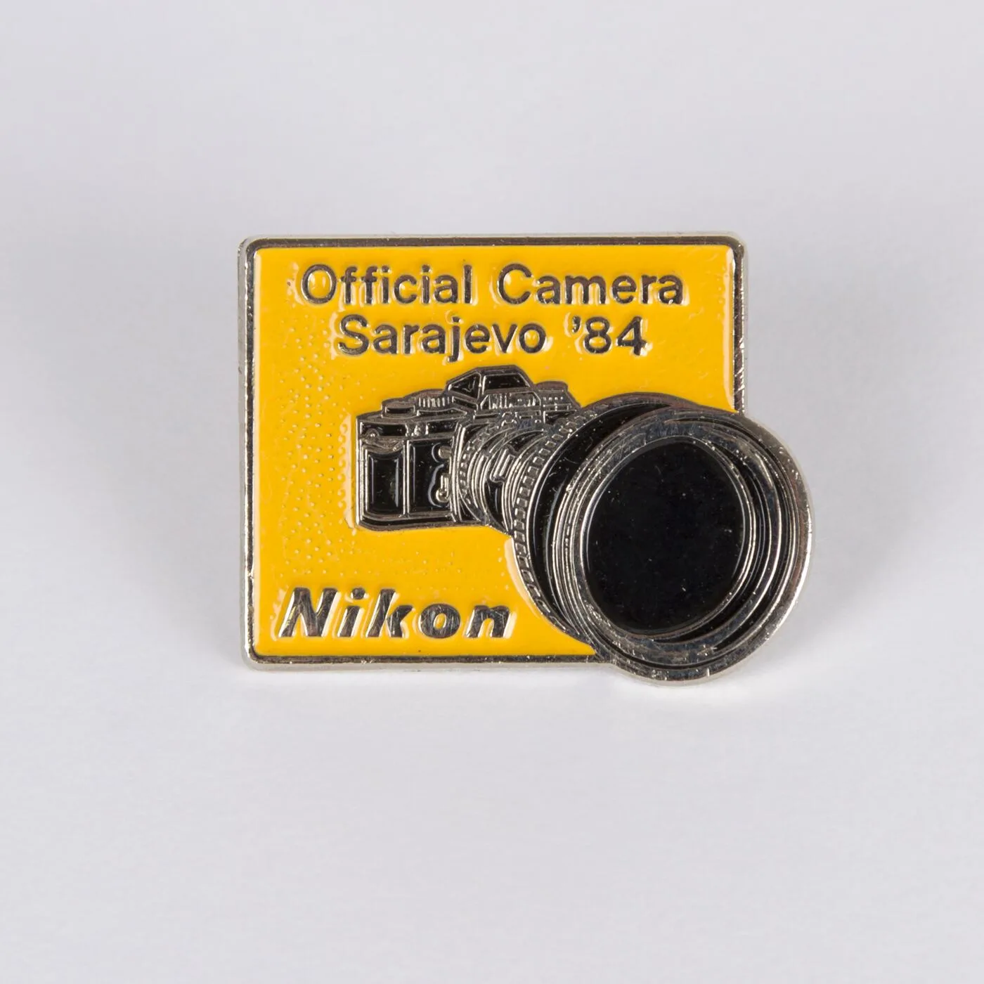 Ženklelis „Nikon Official Camera Sarajevo'84" — تصویر رکورد یوروپیانا