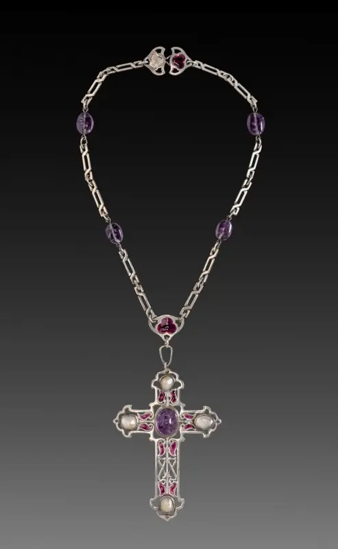 Cross Pendant — تصویر رکورد موزهٔ هنر کلیولند (دسترسی آزاد)