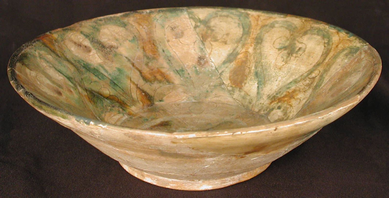 Bowl — تصویر رکورد موزهٔ متروپولیتن (دسترسی آزاد)