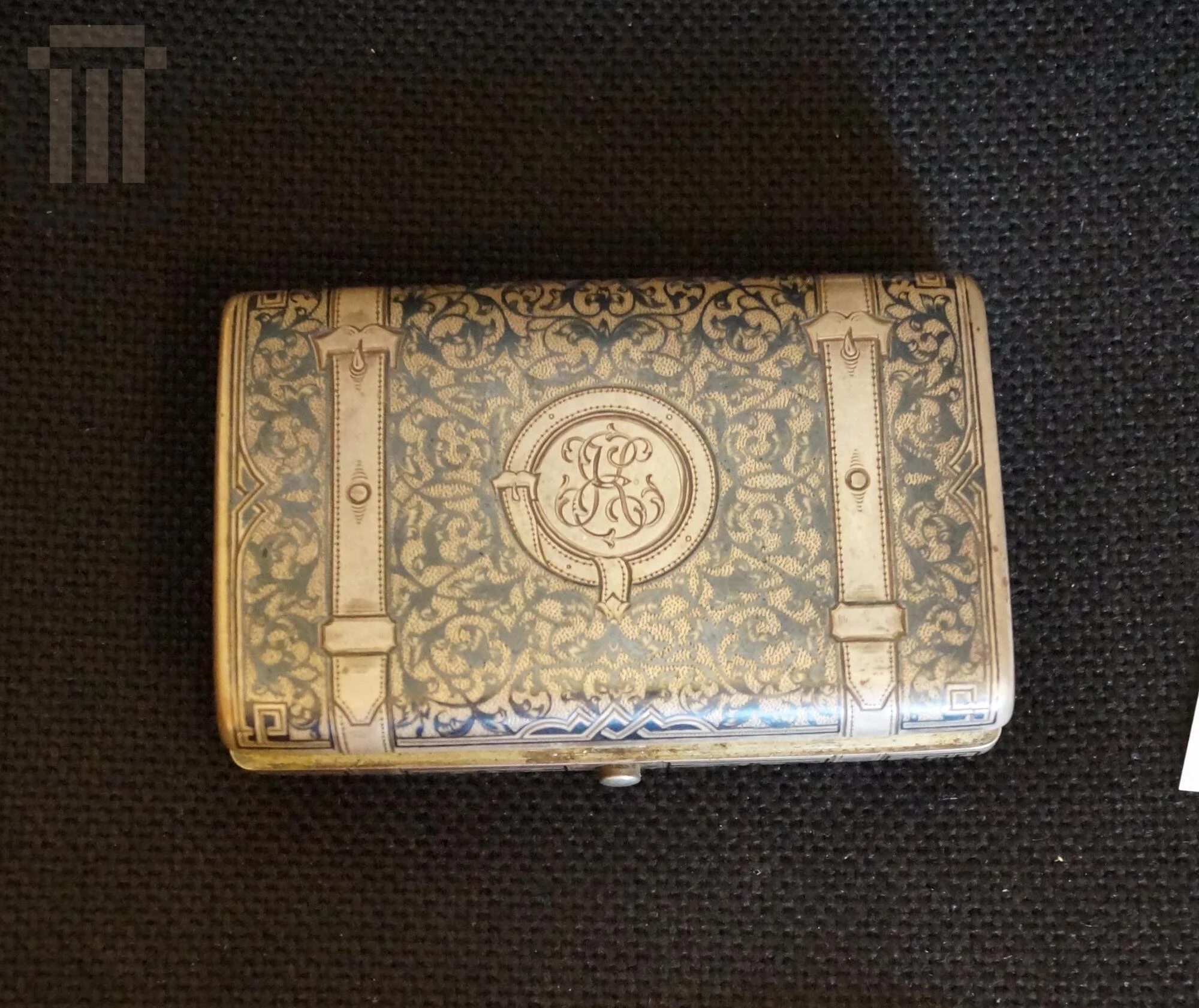 Tobacco case — تصویر رکورد یوروپیانا
