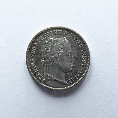 Medalie (jeton) dedicată omagiului orașului Sibiu pentru Ferdinand V — تصویر رکورد یوروپیانا — شمارهٔ رکورد 93e7 92aad5c7ab83