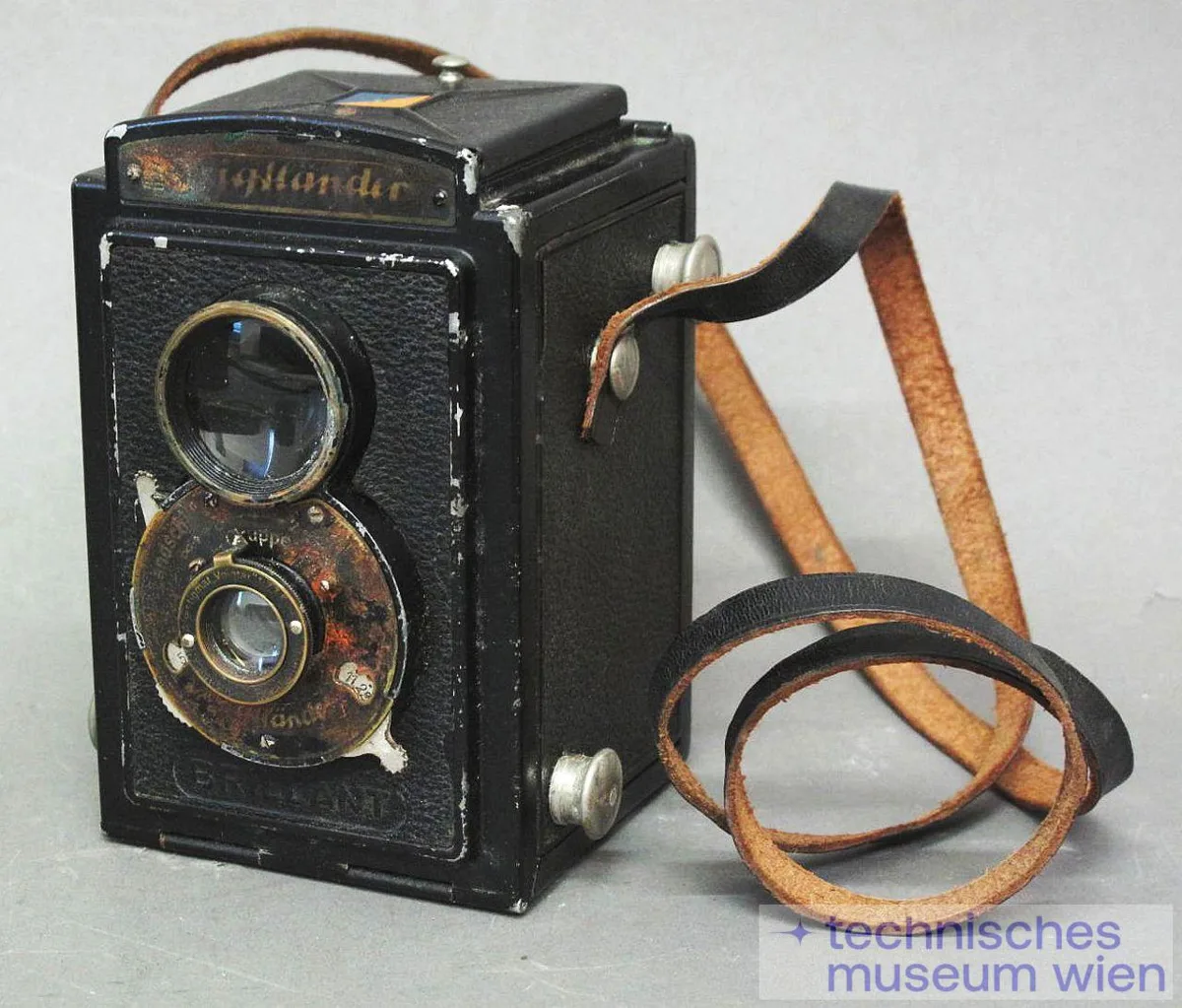 Spiegelreflexkamera Voigtländer Brillant — تصویر رکورد یوروپیانا