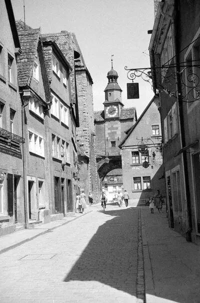 Straße, Tor — تصویر رکورد یوروپیانا
