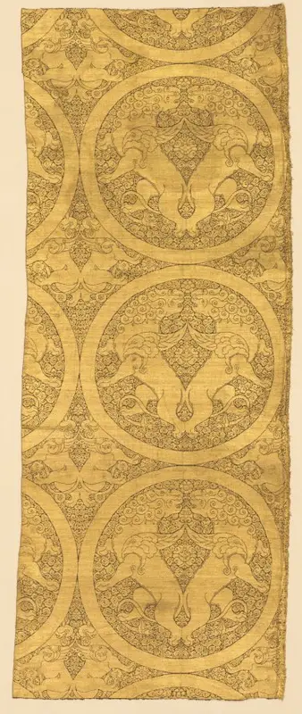 Cloth of gold with winged lions and griffins — تصویر رکورد موزهٔ هنر کلیولند (دسترسی آزاد)