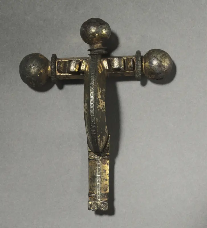 Crossbow Fibula — تصویر رکورد موزهٔ هنر کلیولند (دسترسی آزاد)