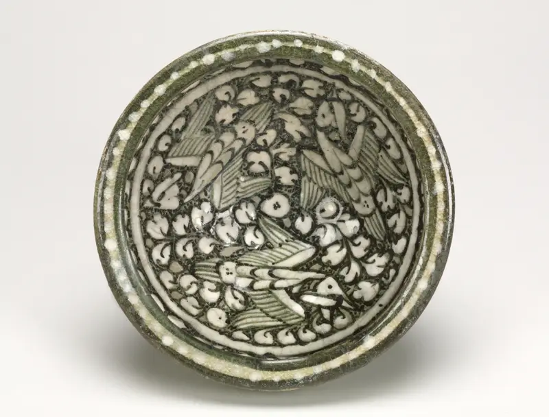 Bowl with Flying Birds — تصویر رکورد موزهٔ هنر کلیولند (دسترسی آزاد)