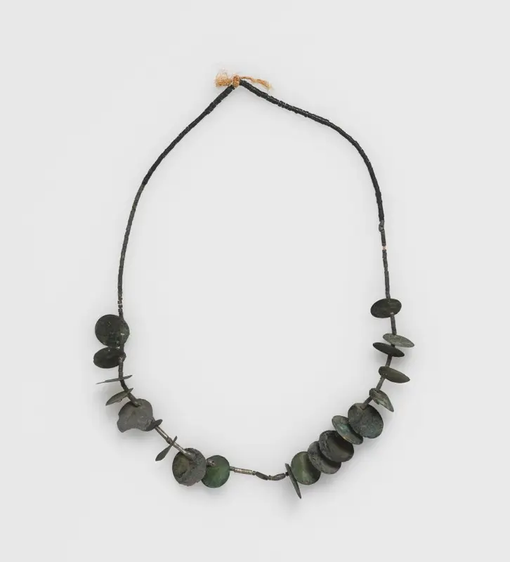 Necklace — تصویر رکورد موزهٔ هنر کلیولند (دسترسی آزاد)