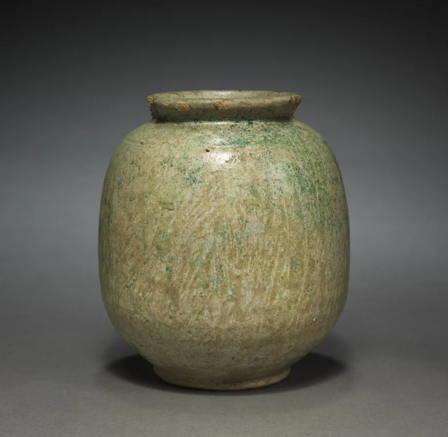 Ovoid Vase — تصویر رکورد موزهٔ هنر کلیولند (دسترسی آزاد)