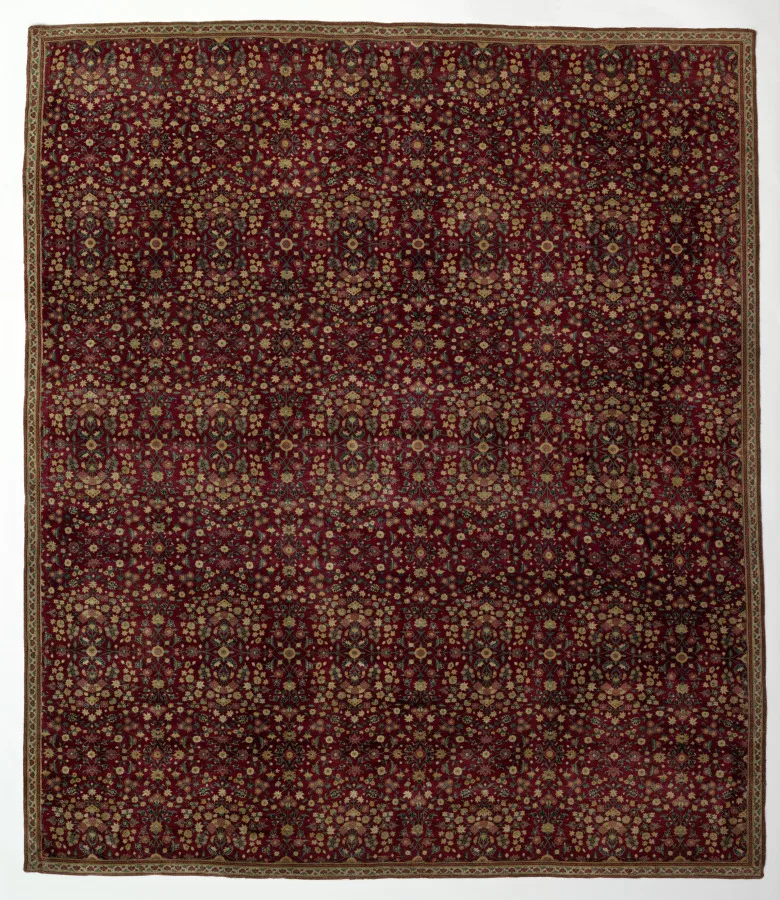 Woolen carpet with millefleurs decoration — تصویر رکورد موزهٔ هنر کلیولند (دسترسی آزاد)
