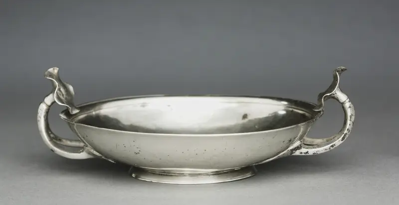 Stemless Kylix — تصویر رکورد موزهٔ هنر کلیولند (دسترسی آزاد)