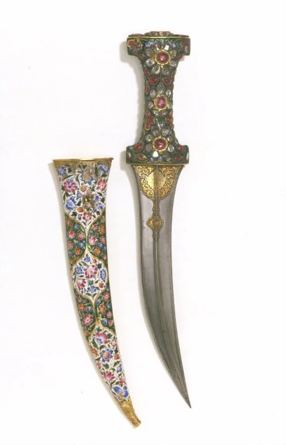 Dagger and sheath — تصویر رکورد موزهٔ ویکتوریا و آلبرت