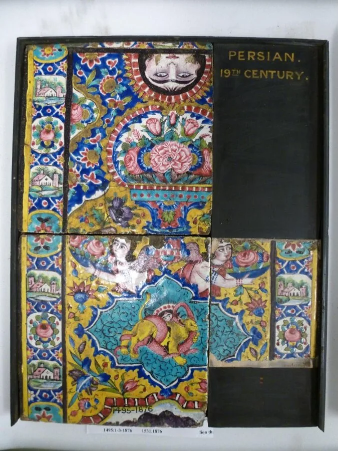 Tehran Tilework — تصویر رکورد موزهٔ ویکتوریا و آلبرت