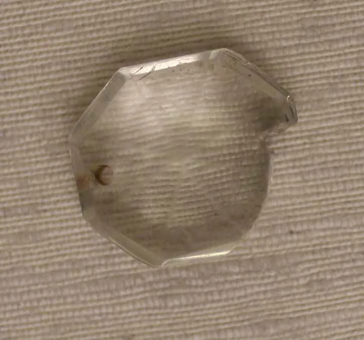 Bead — تصویر رکورد موزهٔ متروپولیتن (دسترسی آزاد)