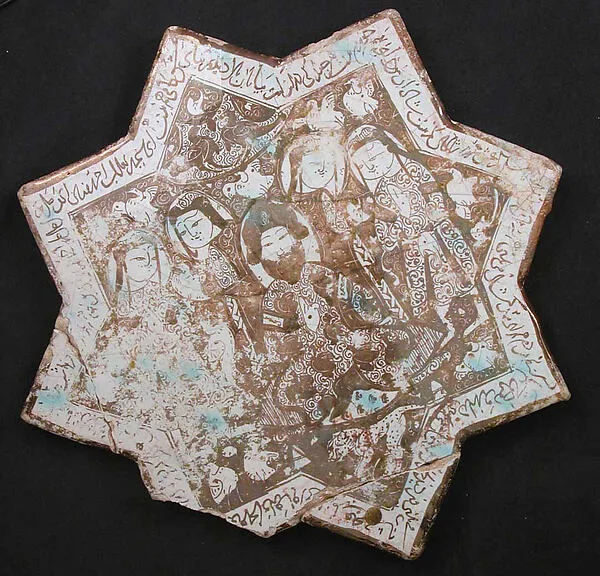 Luster Star-Shaped Tile — تصویر رکورد موزهٔ متروپولیتن (دسترسی آزاد)
