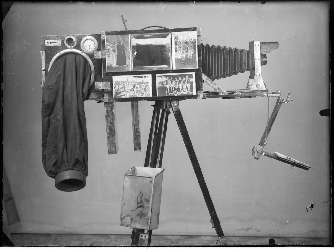 [Photographic camera] — تصویر رکورد یوروپیانا — شمارهٔ رکورد 085281