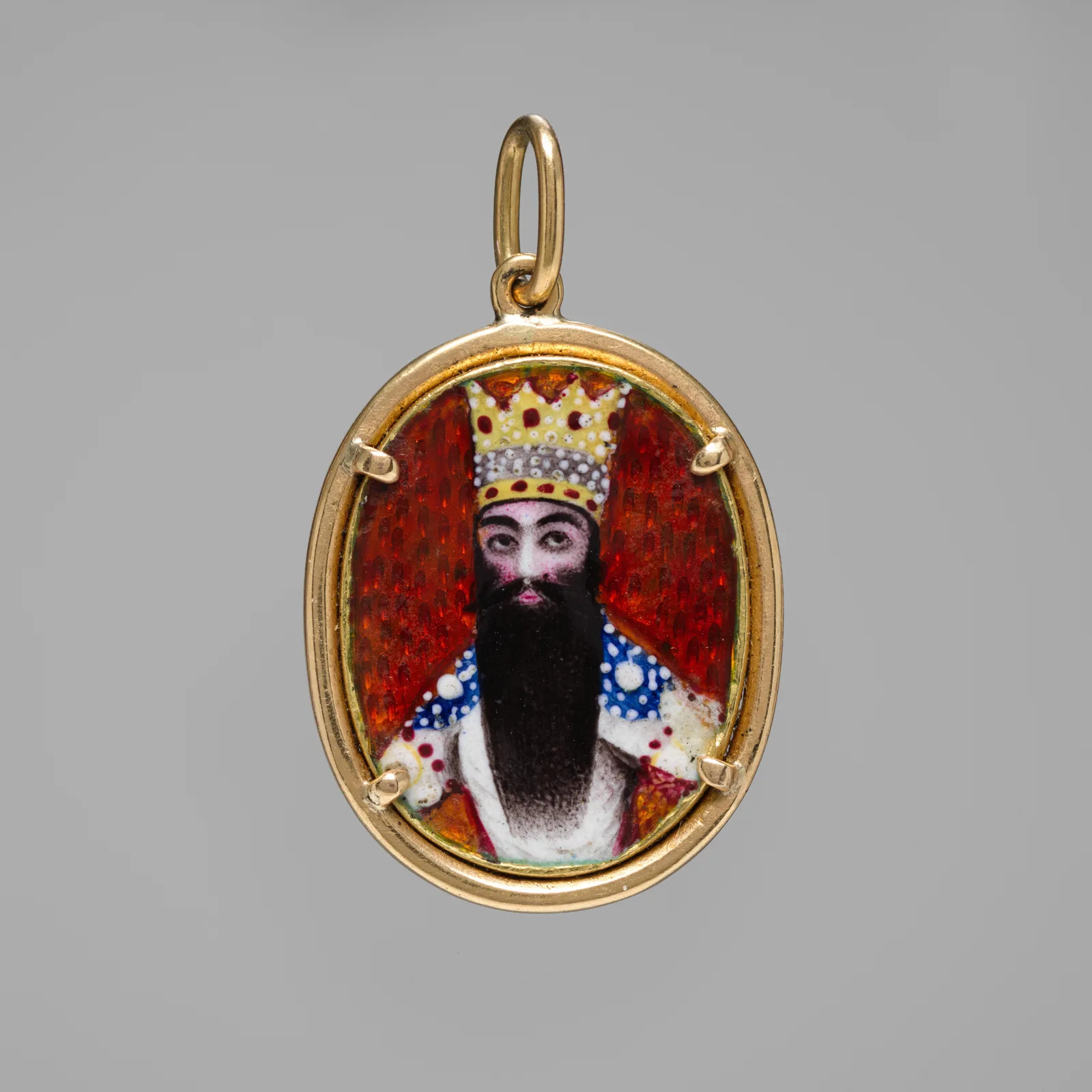 Fath Ali Shah Enameled Pendant — تصویر رکورد موزهٔ متروپولیتن (دسترسی آزاد)