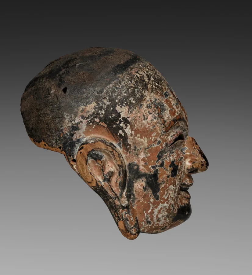 ماسک گیگاکو از پسر نوجوان پارسی (تایکووجی) — نمای تکمیلی ثبتشده در رکورد موزه