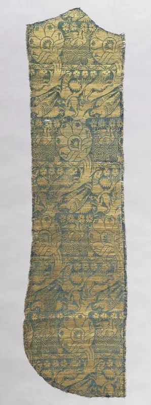 Chasuble Fragment with Realistic Animals — تصویر رکورد موزهٔ هنر کلیولند (دسترسی آزاد)