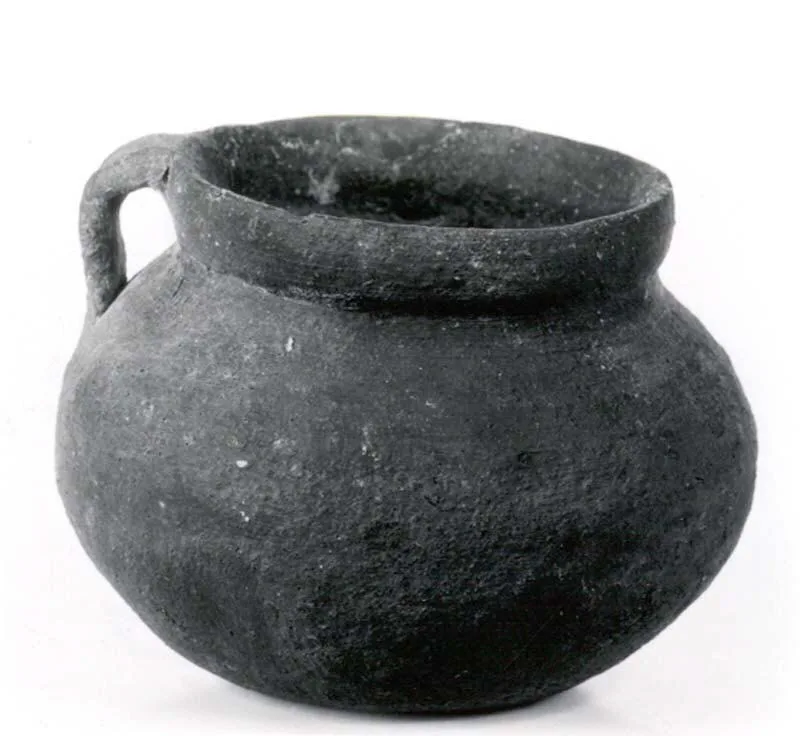 Cooking pot — تصویر رکورد موزهٔ متروپولیتن (دسترسی آزاد)