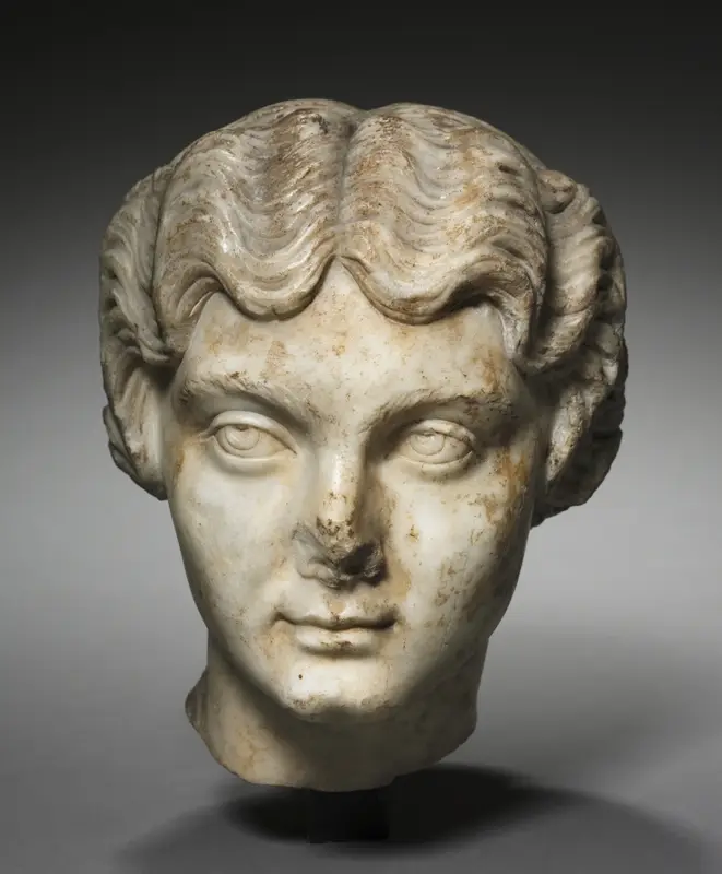 Portrait Head of a Woman, Probably the Empress Faustina Minor — تصویر رکورد موزهٔ هنر کلیولند (دسترسی آزاد)