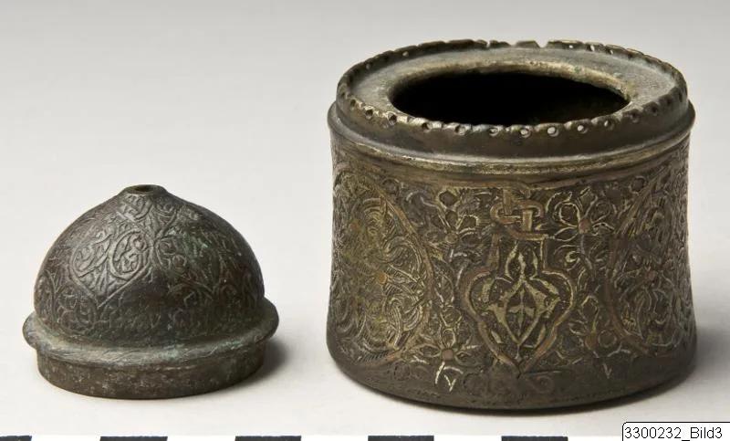 Miniature Inkwell — تصویر رکورد یوروپیانا