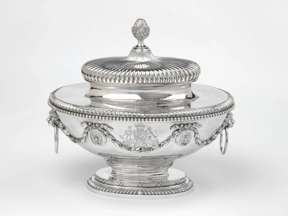 The Fitzwilliam tureen — تصویر رکورد موزهٔ ویکتوریا و آلبرت