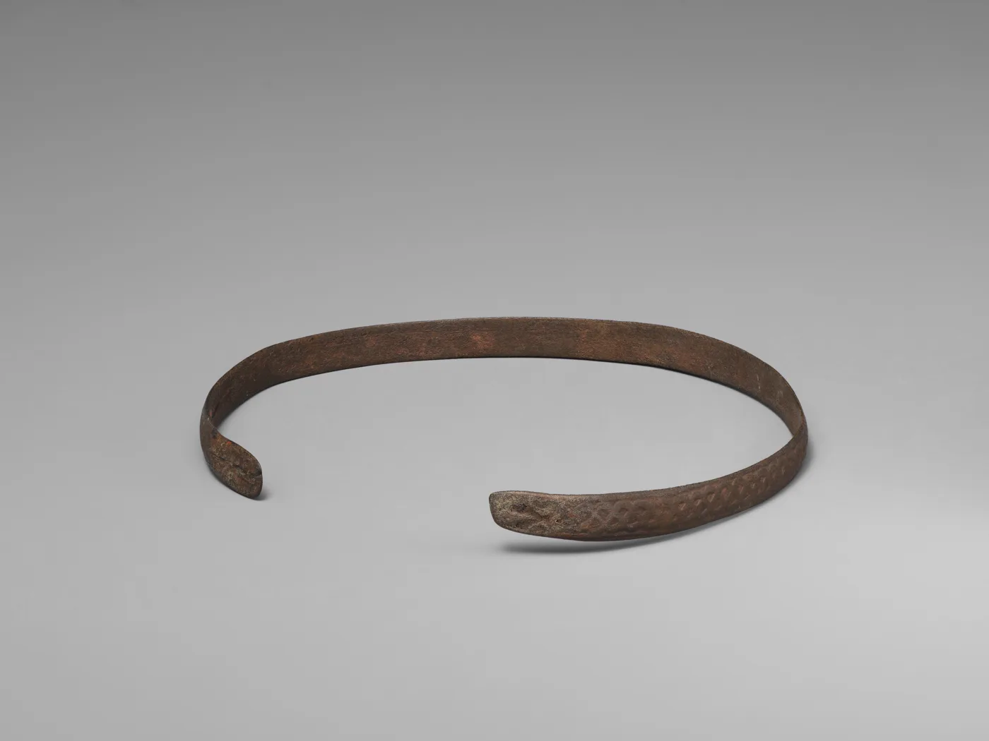 Bracelet — تصویر رکورد موزهٔ متروپولیتن (دسترسی آزاد)