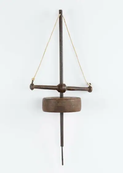 Altes Uhrmacherbohrgeschirr, sog. "Drillbohrer", Schwarzwald, um 1800 — تصویر رکورد یوروپیانا